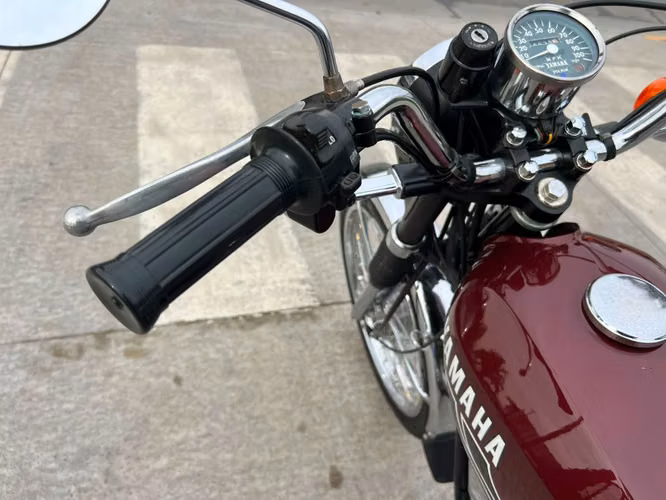 YAMAHA RS100  1975