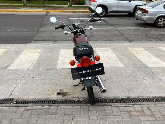YAMAHA RS100  1975