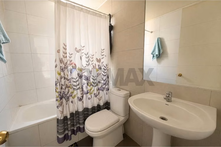 Arriendo 2d2b1e + bod. metro cerro blanco