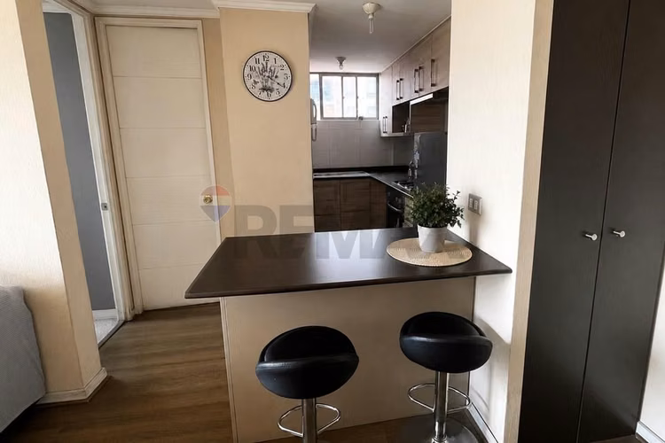 Arriendo 2d2b1e + bod. metro cerro blanco