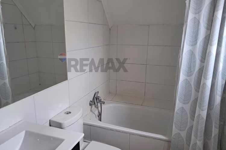 Casa en arriendo 3d 2b