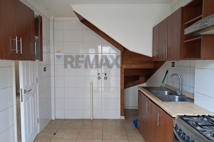 Casa en arriendo 3d 2b