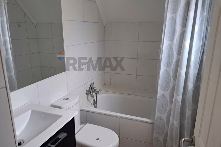 Casa en arriendo 3d 2b