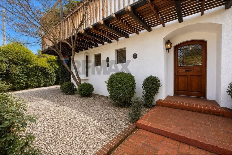 Casa familiar en tranquilo sector de san damián