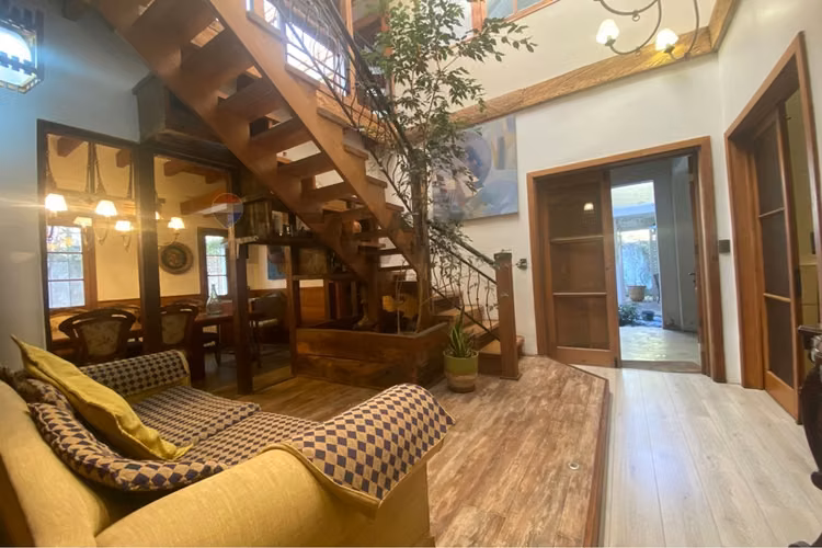 Espectacular casa comercial de 3 pisos! - Imagen 9
