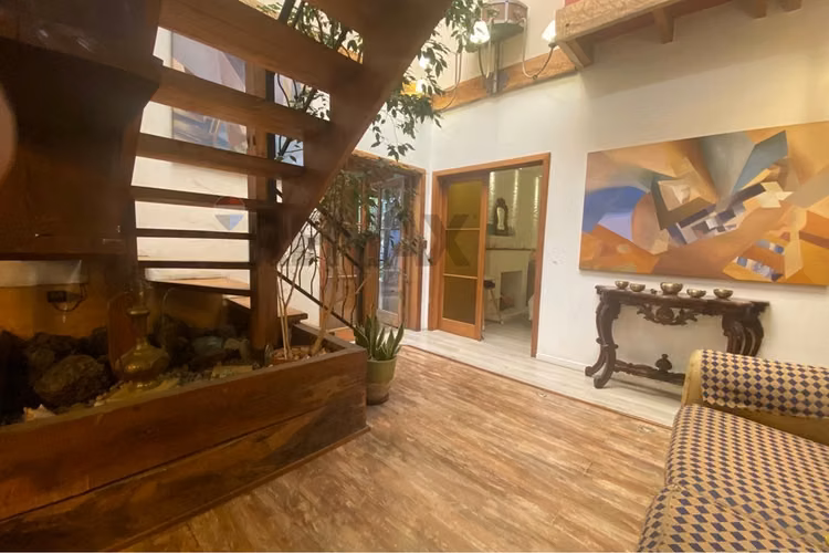 Espectacular casa comercial de 3 pisos! - Imagen 11