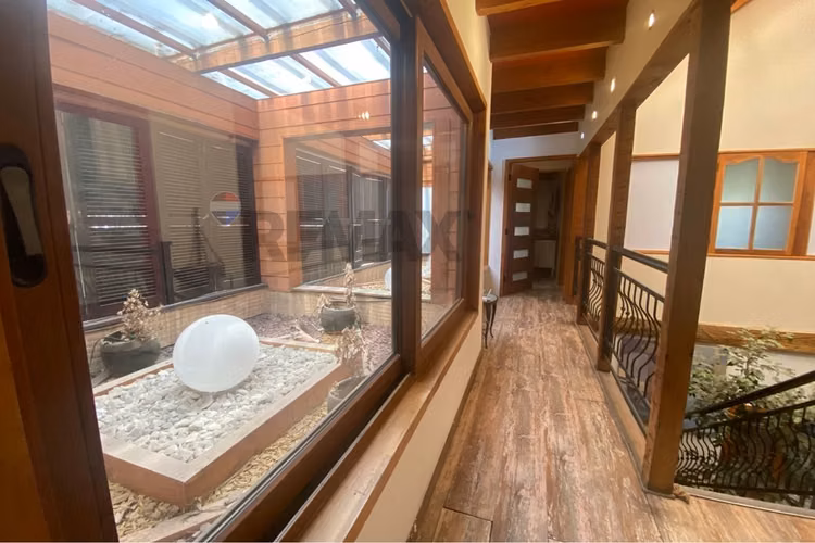 Espectacular casa comercial de 3 pisos! - Imagen 19