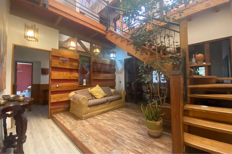 Espectacular casa comercial de 3 pisos! - Imagen 10