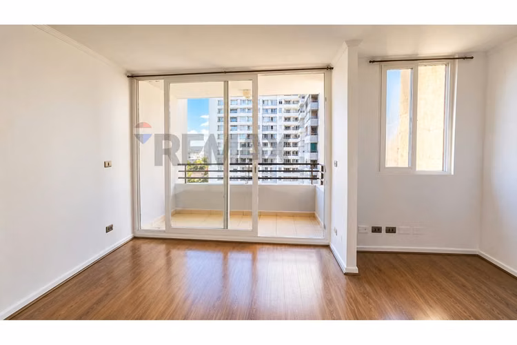 Departamento estudio con estac y bdga