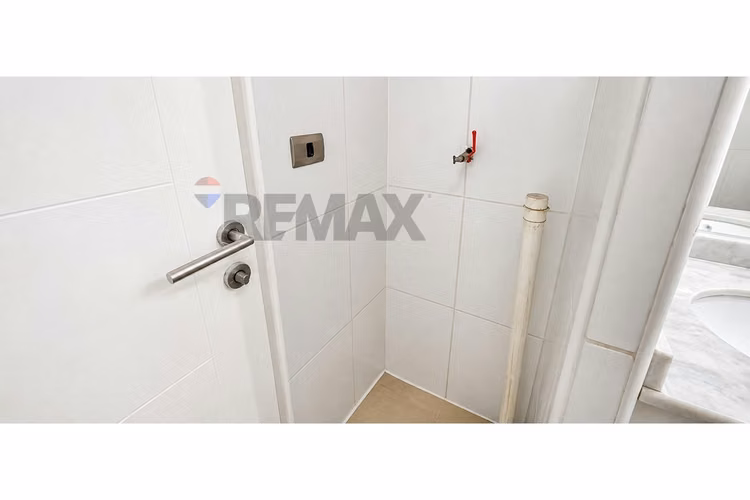 Departamento estudio con estac y bdga
