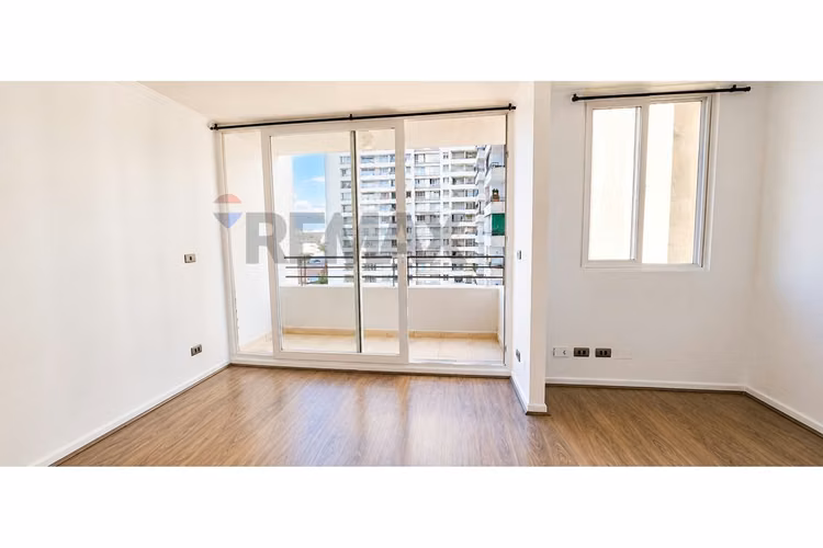 Departamento estudio con estac y bdga