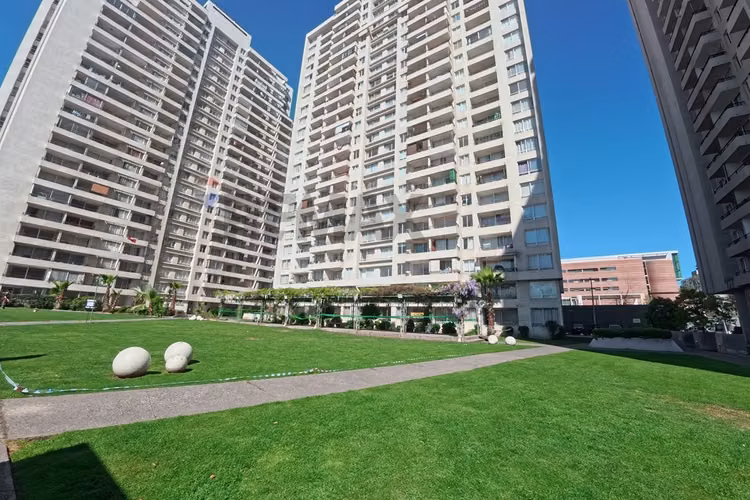 Departamento estudio con estac y bdga