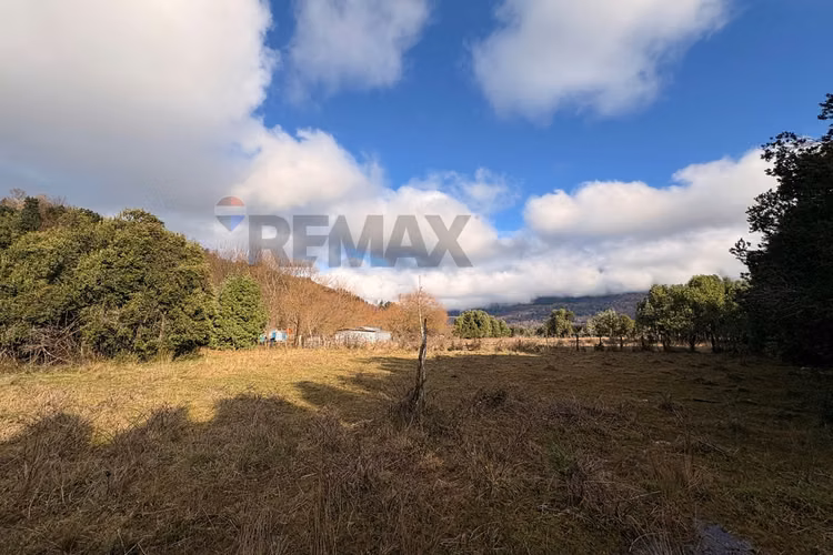 Venta parcela plana entre pucón y curarrehue