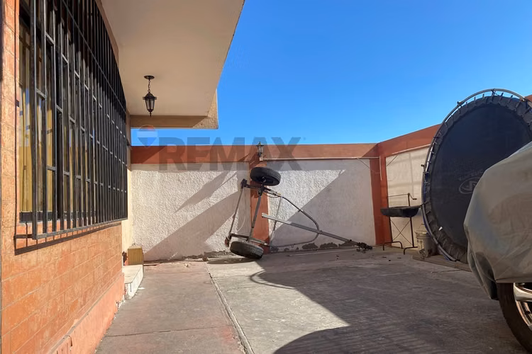 En condominio calle uribe casa en arriendo
