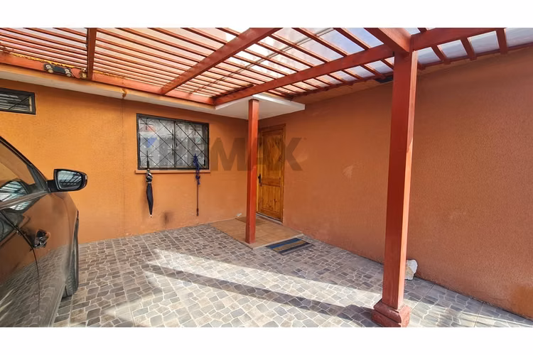 Casa familiar en buin: luz, espacio y conexión - Imagen 14