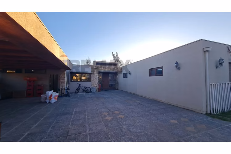 Exclusiva casa en cond. la aparicion paine
