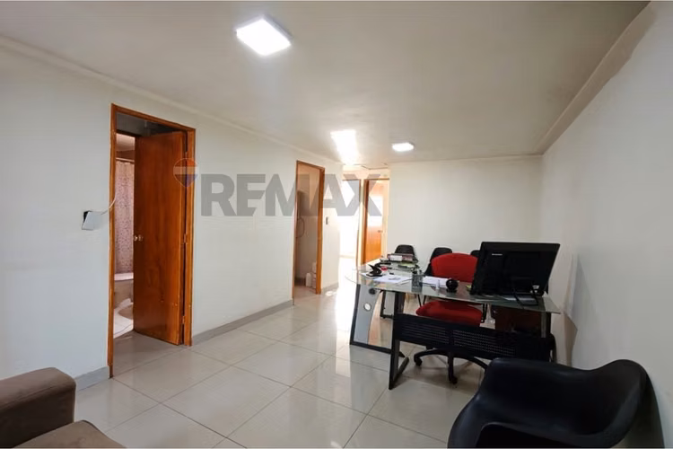 Casa en venta 3d+2b villa los lagos