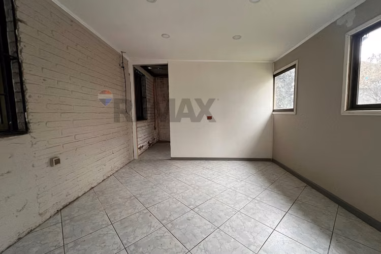 Venta gran casa de 3d+2b en los tilos, quilicura