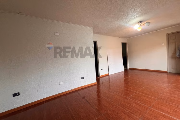 Venta gran casa de 3d+2b en los tilos, quilicura