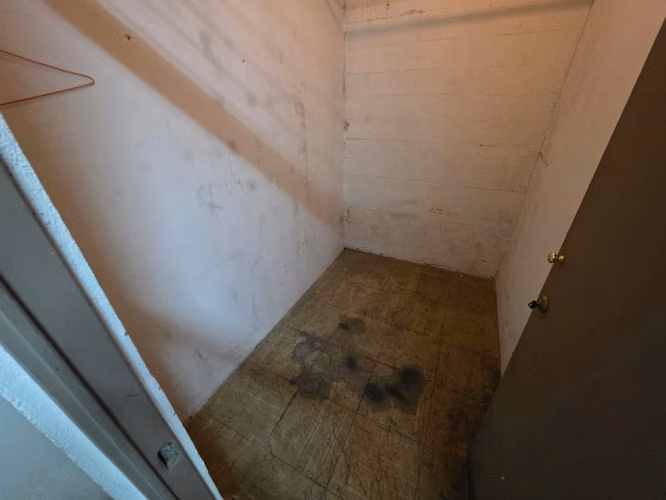 ARRIENDO BODEGA EN SAN SEBASTIAN LAS CONDES