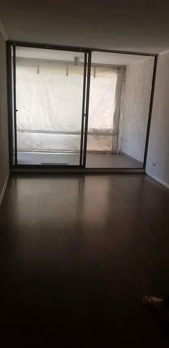 TRANQUILO DEPARTAMENTO EN VENTA FRENTE AL METRO 2D 2B 1E 1BO