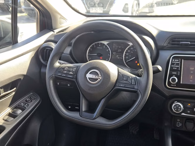Nissan Versa Sense Mt 1.6 2024