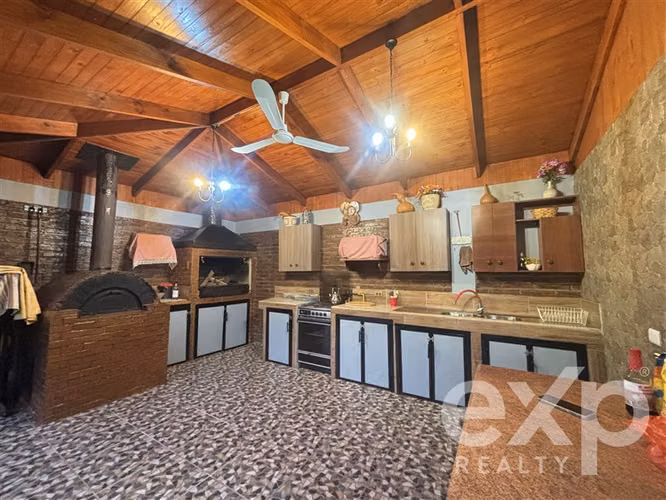 Casa en venta de 3 dorm. en San Esteban