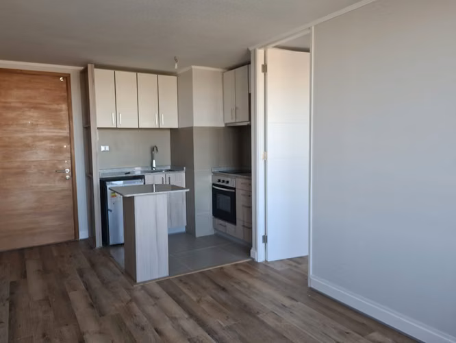 Arriendo de departamento 1D+1B cerca USS