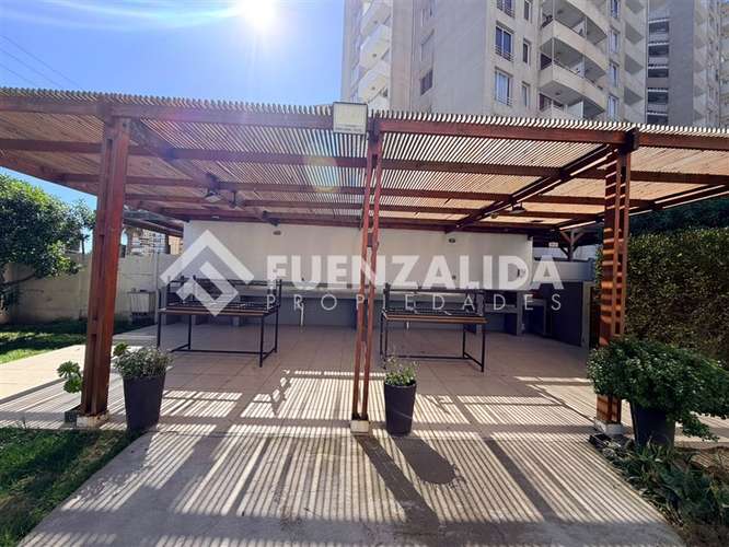 Departamento en venta de 3 dorm. en La Herradura