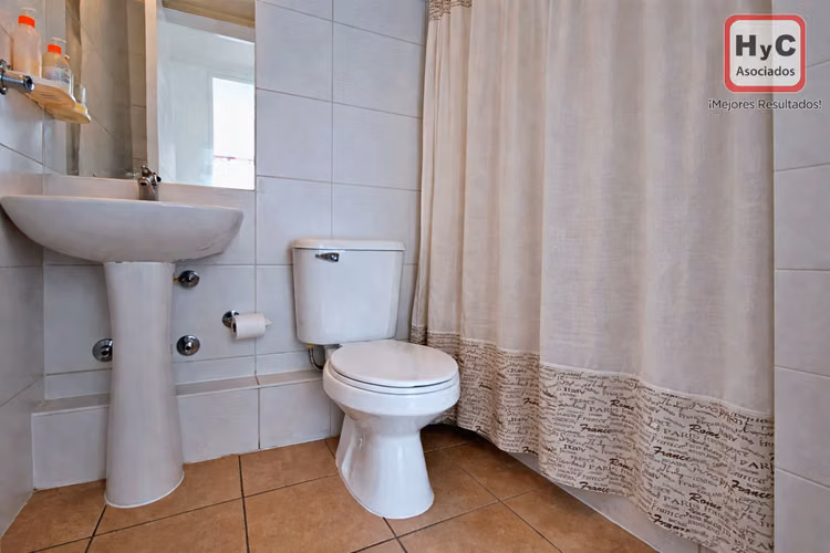 Venta Departamento 2D 2B con Estacionamiento y Bodega en San Miguel, cercano a Metro Lo Vial