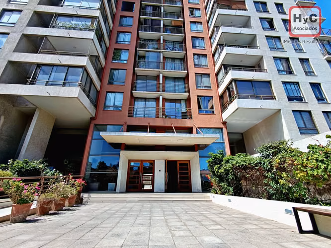 Venta Departamento 2D 2B con Estacionamiento y Bodega en San Miguel, cercano a Metro Lo Vial