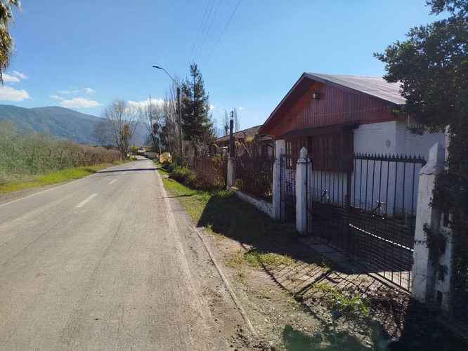 SANTA CRUZ / ISLA DE YAQUIL / HERMOSA CASA EN EL CAMPO