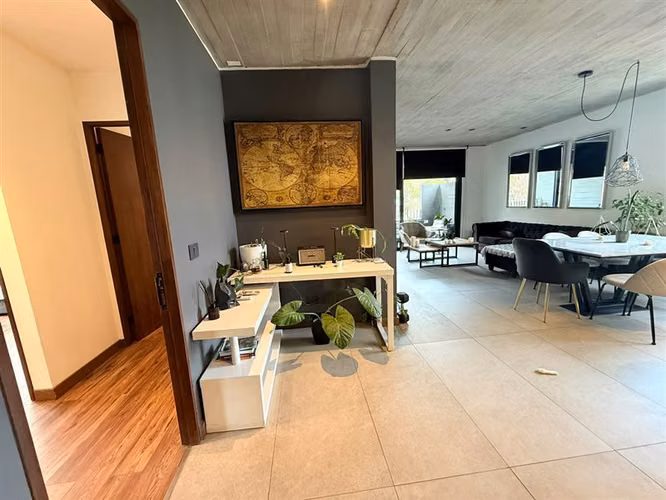 Departamento duplex en venta de 3 dorm. en Lo Barnechea - Imagen 2