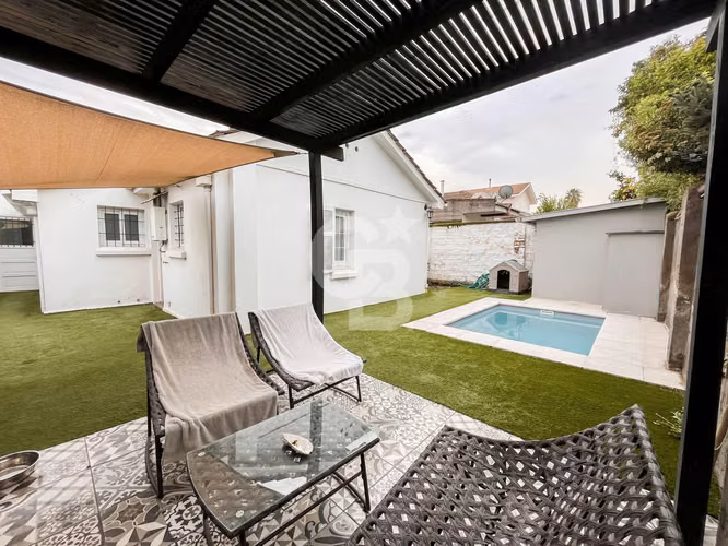 Casa 4D/3B a pasos de Eliécer parada | Providencia