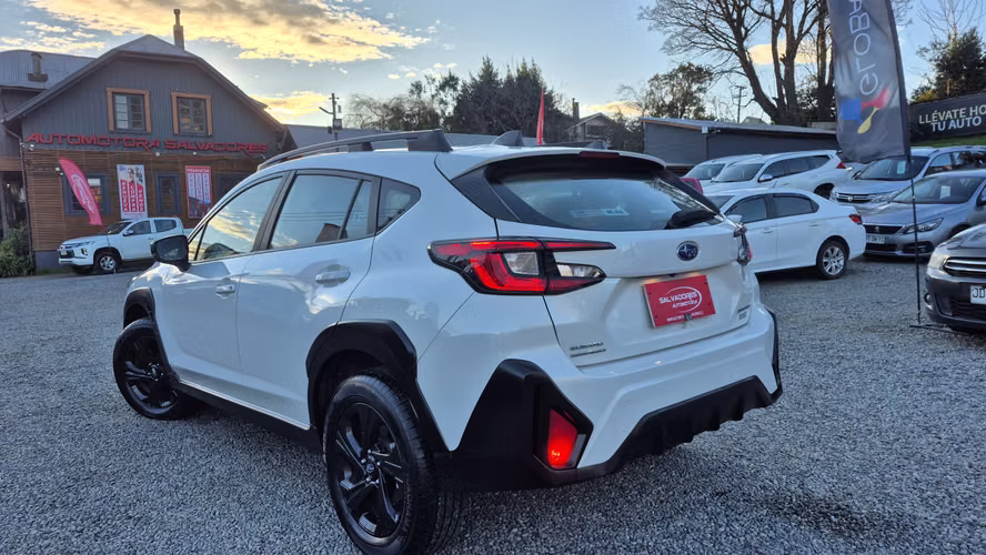 SUBARU CROSSTREK 2025