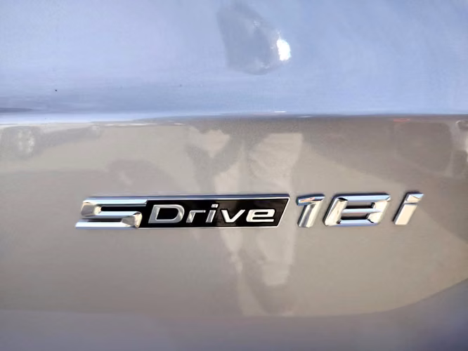 BMWX1 SDRIVE 18I 4X2 1.5 TWIN POWER TURBO AUT.