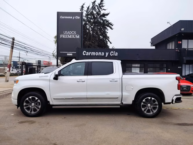 ChevroletSILVERADO 3.0 HIGH COUNTRY 4X4 AT 4P