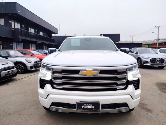 ChevroletSILVERADO 3.0 HIGH COUNTRY 4X4 AT 4P