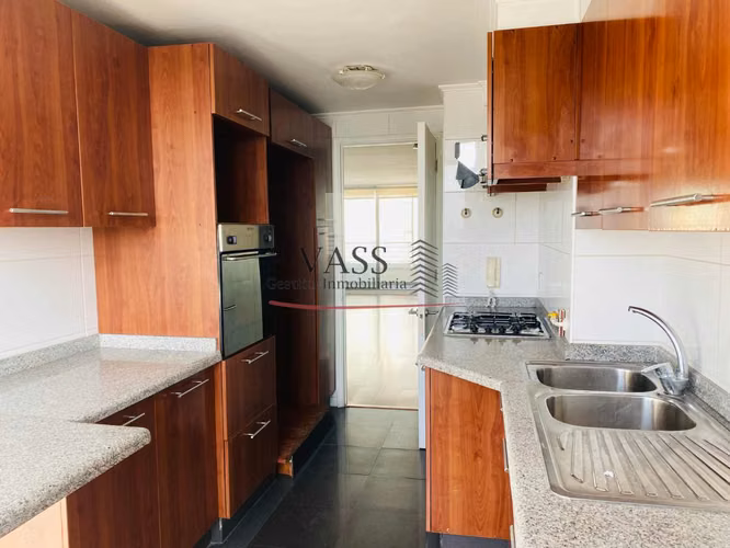 VASS ARRIENDA DEPARTAMENTO EN CORACEROS CON COMPROMISO DE VENTA