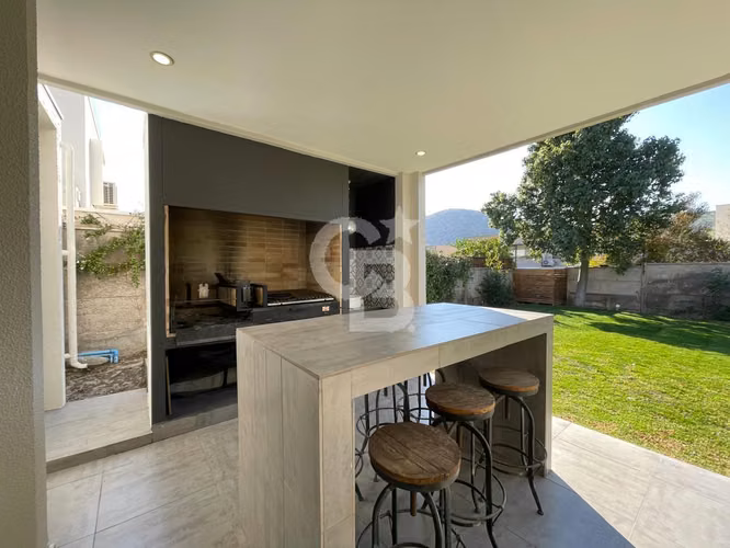Casa Chamisero | 5 dormitorios | Cercana Colegios