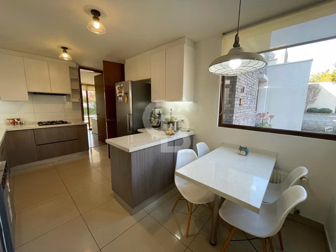 Casa Chamisero | 5 dormitorios | Cercana Colegios