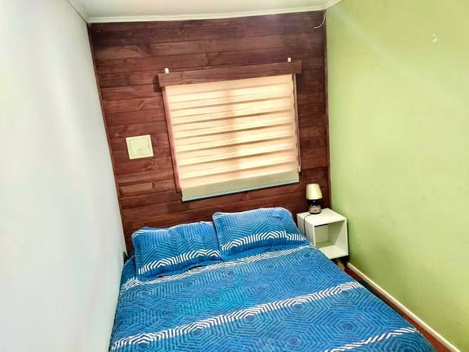 PROPIEDAD DE 4 DORMITORIOS MÁS CABAÑA EN ISLA SOFÍA