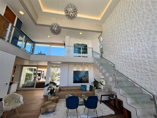 Arrendamos Excelente Casa en Loteo Alto Huilquilemu-Talca