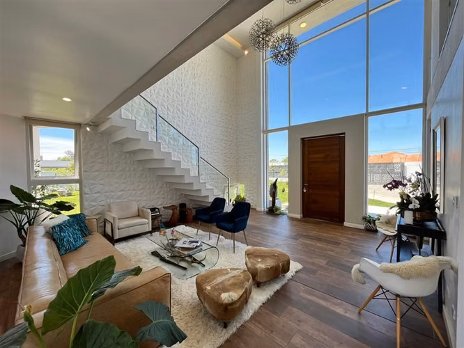 Arrendamos Excelente Casa en Loteo Alto Huilquilemu-Talca