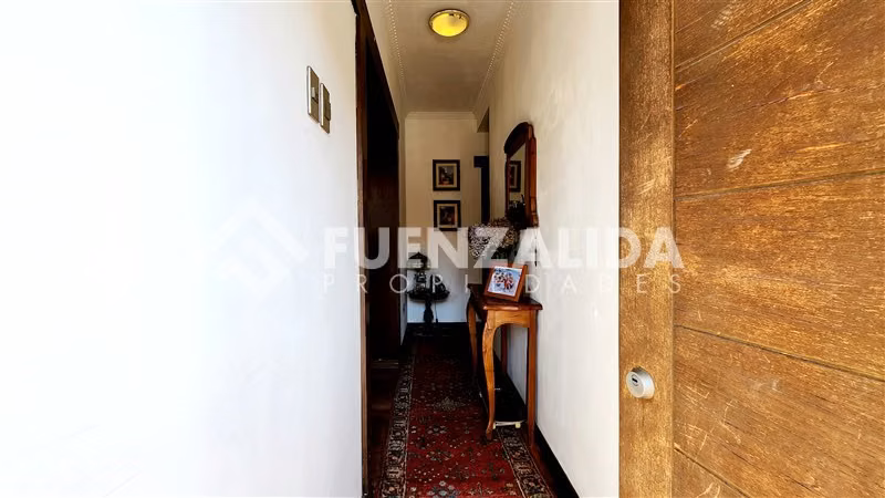 Casa en arriendo de 5 dorm. en La Reina