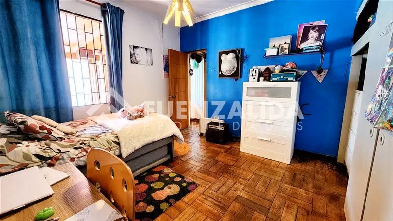 Casa en arriendo de 5 dorm. en La Reina
