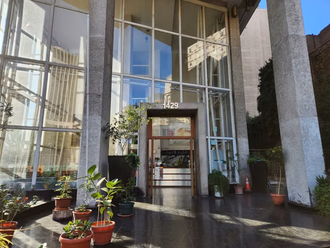 Depto Amoblado 70 m² 3D/2B | Sector Santa Ana, Metro y Completos Espacios Comunes