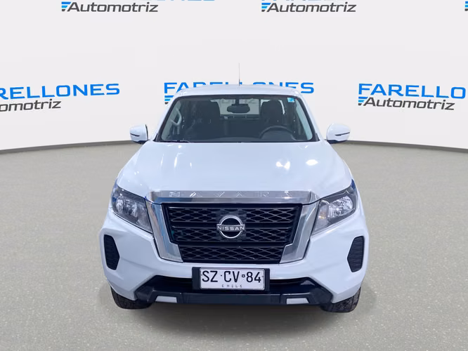 NAVARA SE 4X2 SZCV84-SANTIAGO