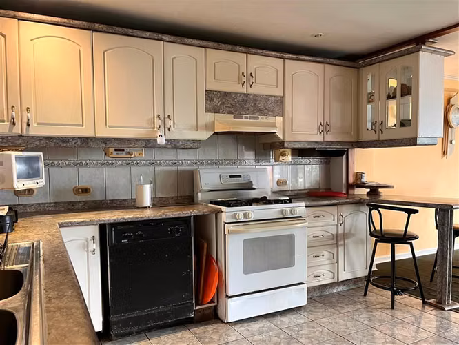 Casa en venta de 3 dorm. frente al mar - Quintero - Imagen 10