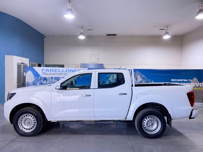 NAVARA SE 4X2 SZCW12-SANTIAGO